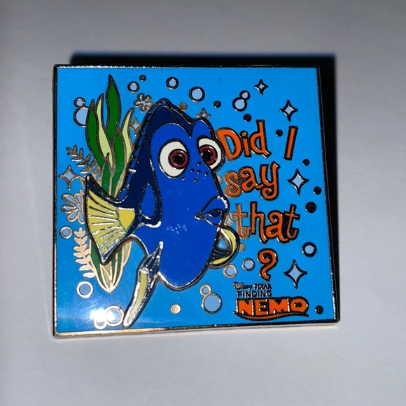 3/$30 Y2K Disney Dory Finding Nemo Pin - Picture 2 of 5